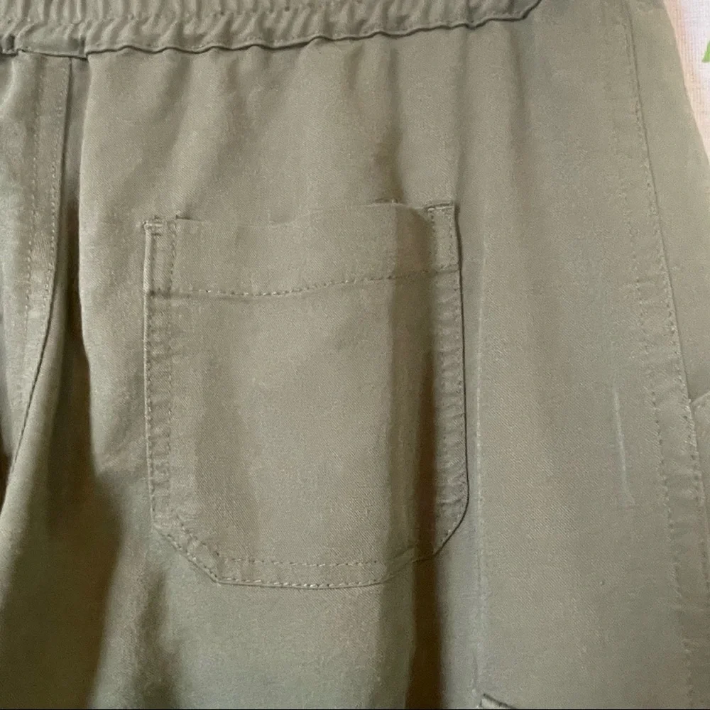 Size 12 Kids Olive Green Joggers A1